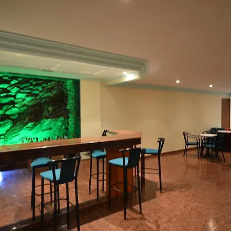 Hotel Altarino *